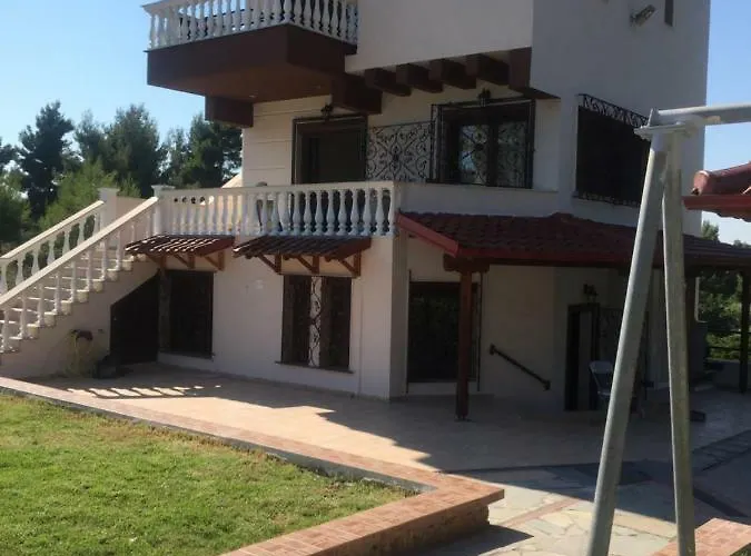 Elani Apartments