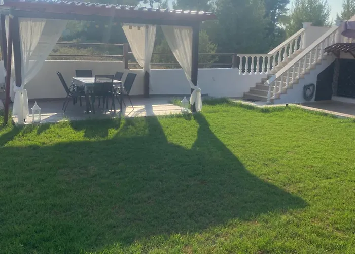 Elani Apartments