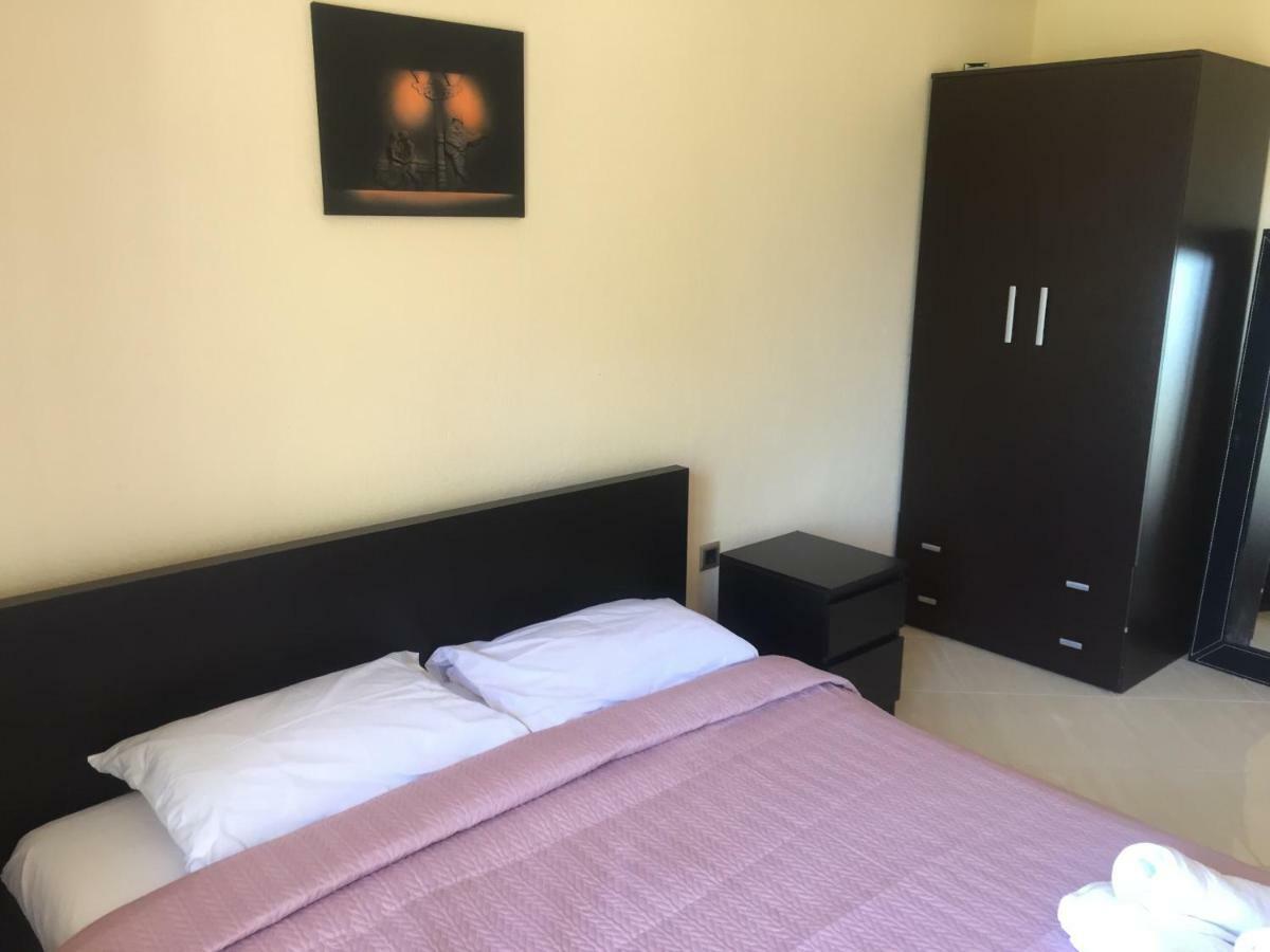 Elani Apartment